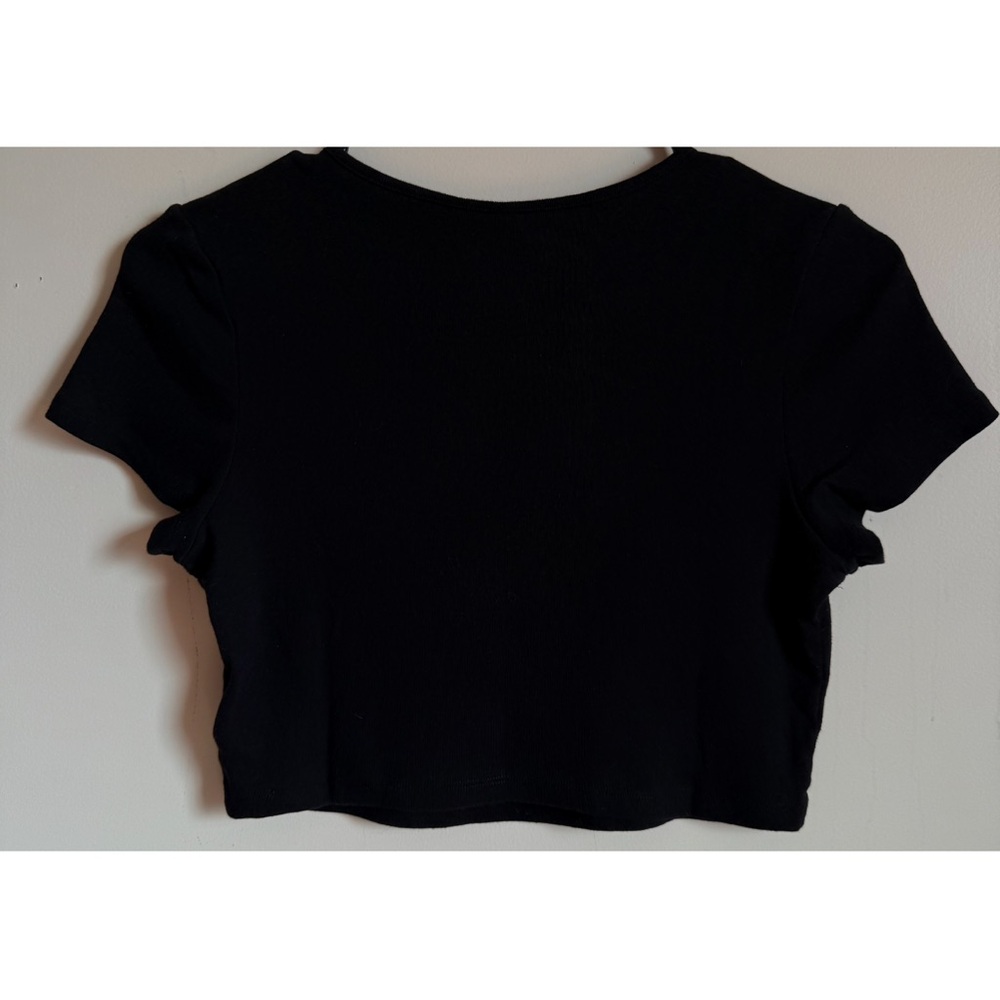 H&M Divided Black Dramatic Statement Tee Crop Top… - image 6